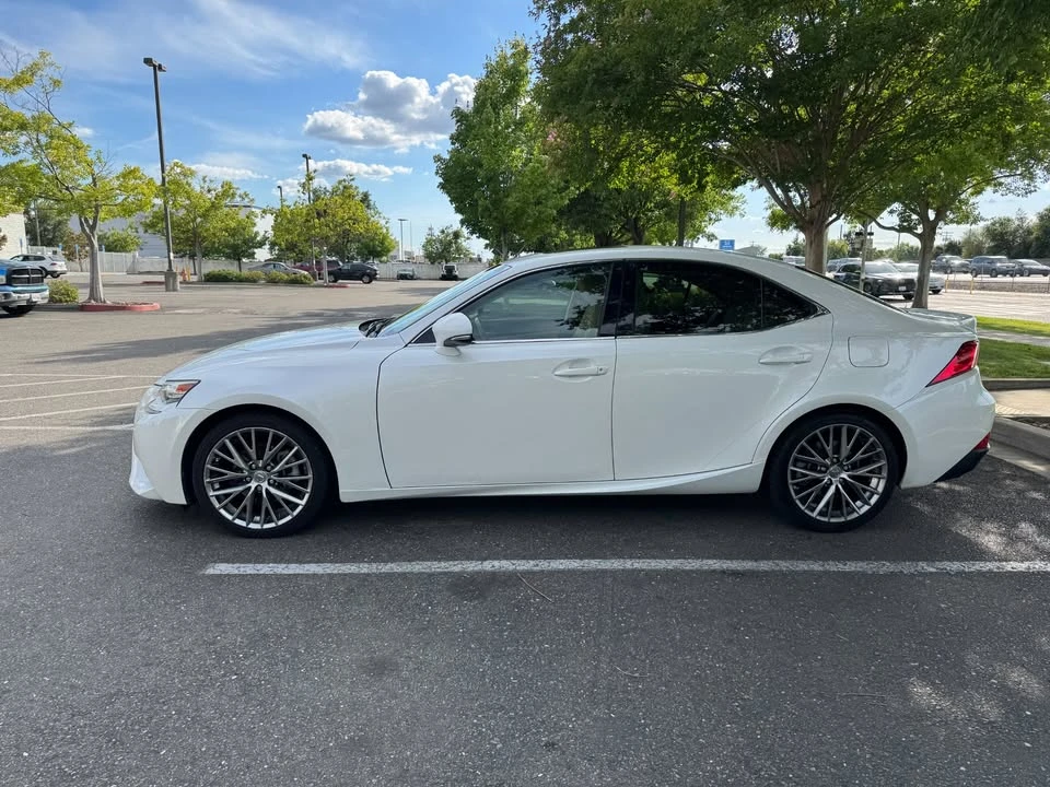2015 Lexus IS 3rd Gen - Image 2 of 19