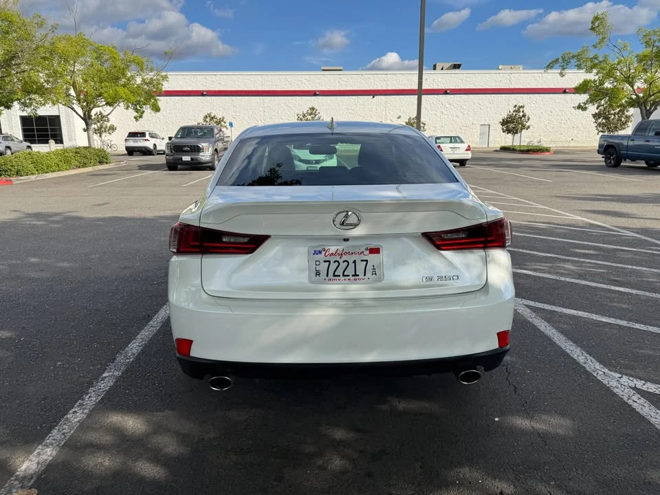 2015 Lexus IS 3rd Gen - Image 4 of 19