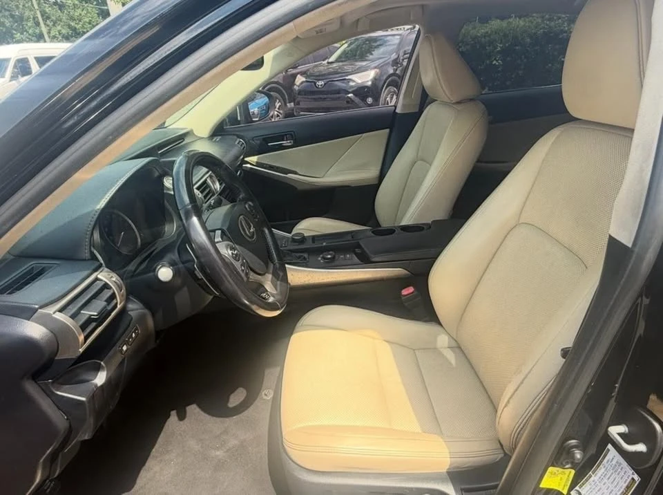 2015 Lexus IS 3rd Gen - Image 15 of 20
