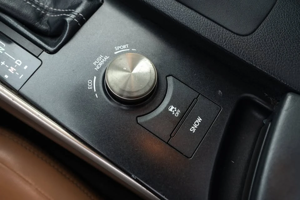 2015 Lexus IS 3rd Gen - Image 10 of 18