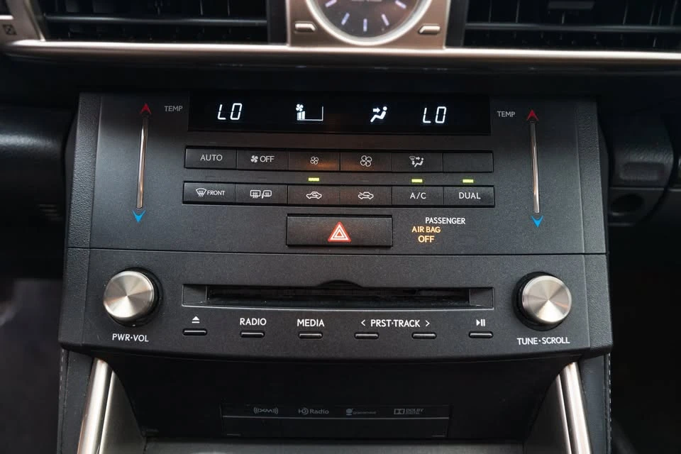 2015 Lexus IS 3rd Gen - Image 6 of 18