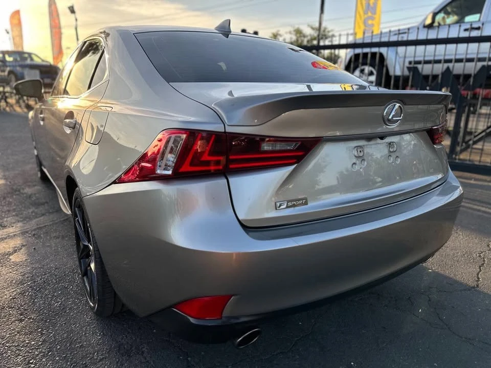 2015 Lexus IS 3rd Gen - Image 4 of 20