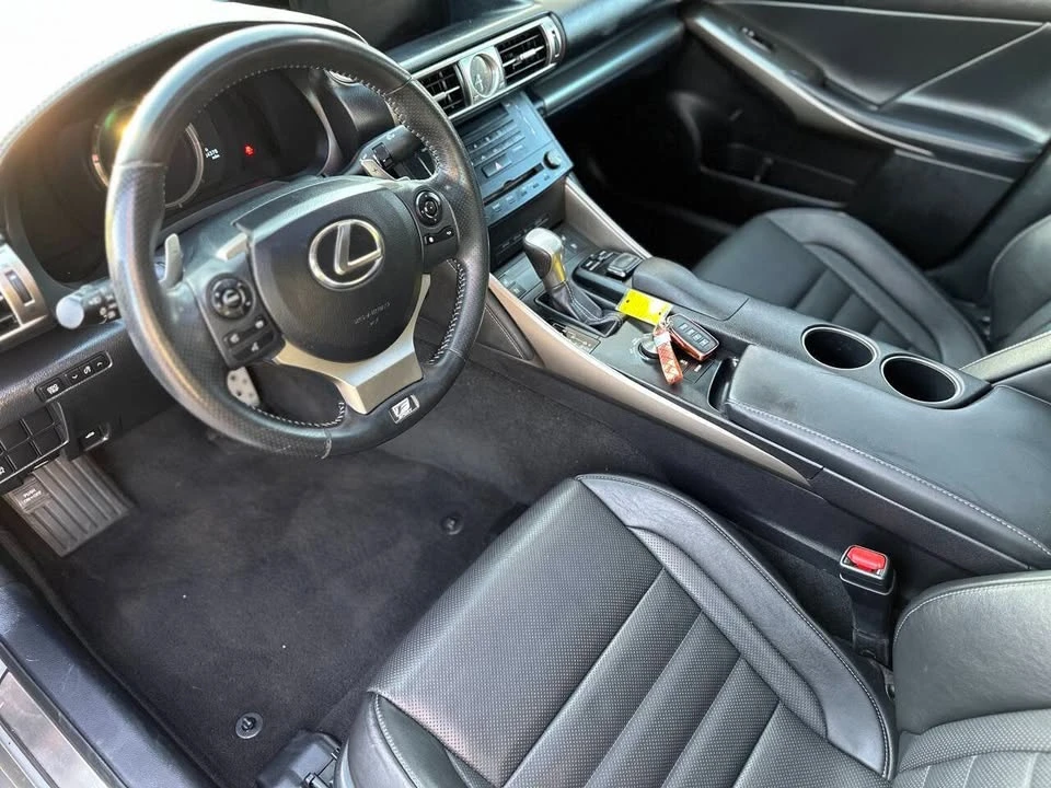 2015 Lexus IS 3rd Gen - Image 10 of 20