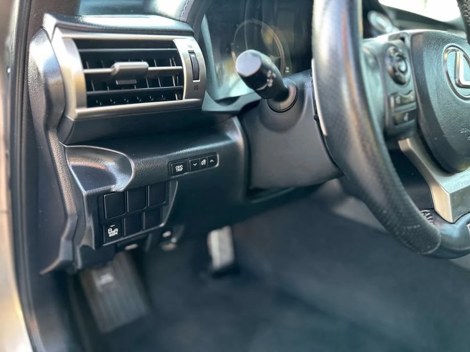 2015 Lexus IS 3rd Gen - Image 12 of 20