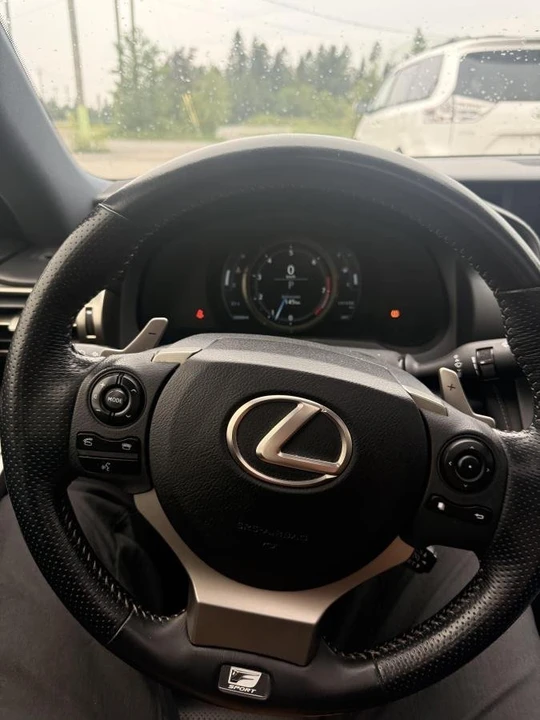 2015 Lexus IS 3rd Gen - Image 14 of 15