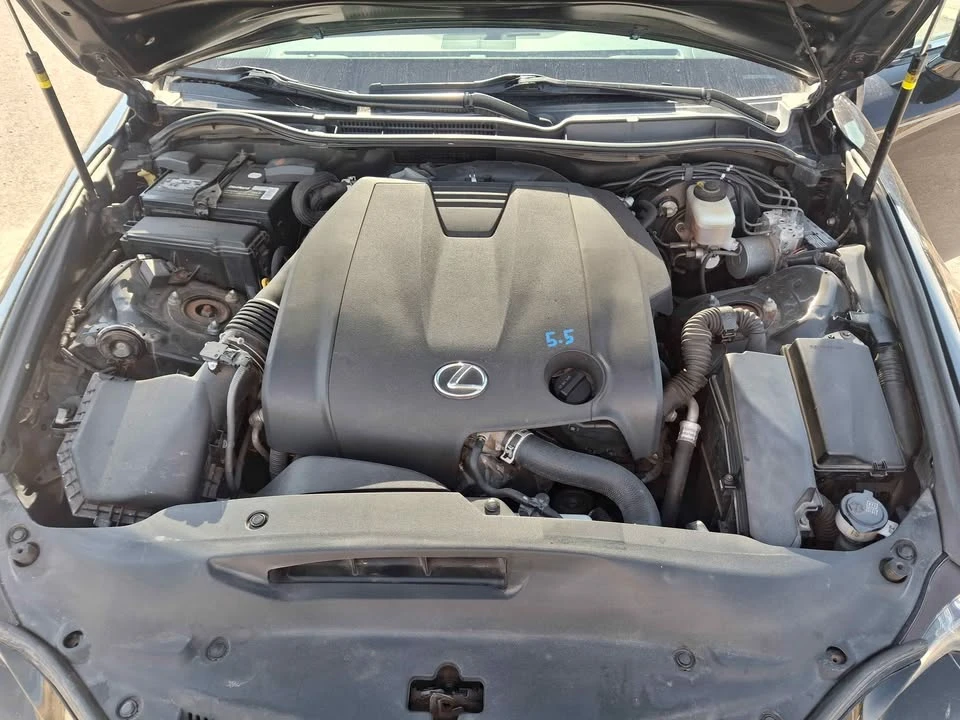 2015 Lexus IS 3rd Gen - Image 9 of 10