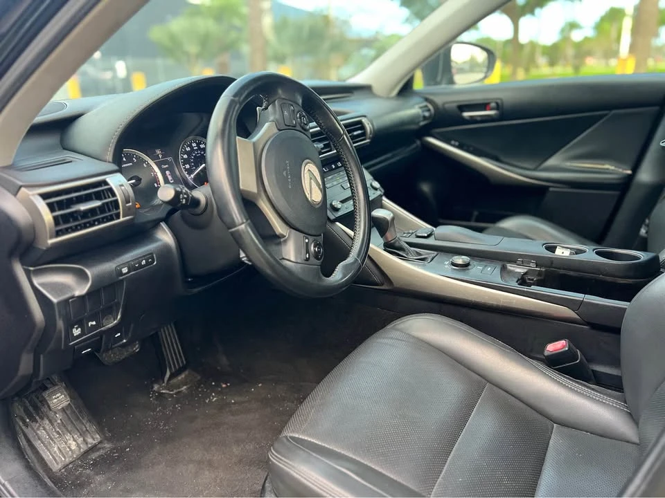 2015 Lexus IS 3rd Gen - Image 7 of 10