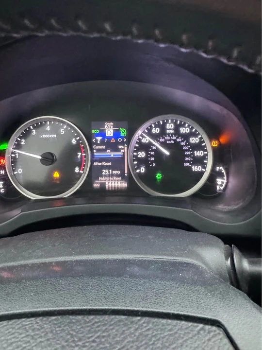 2015 Lexus IS 3rd Gen - Image 4 of 4