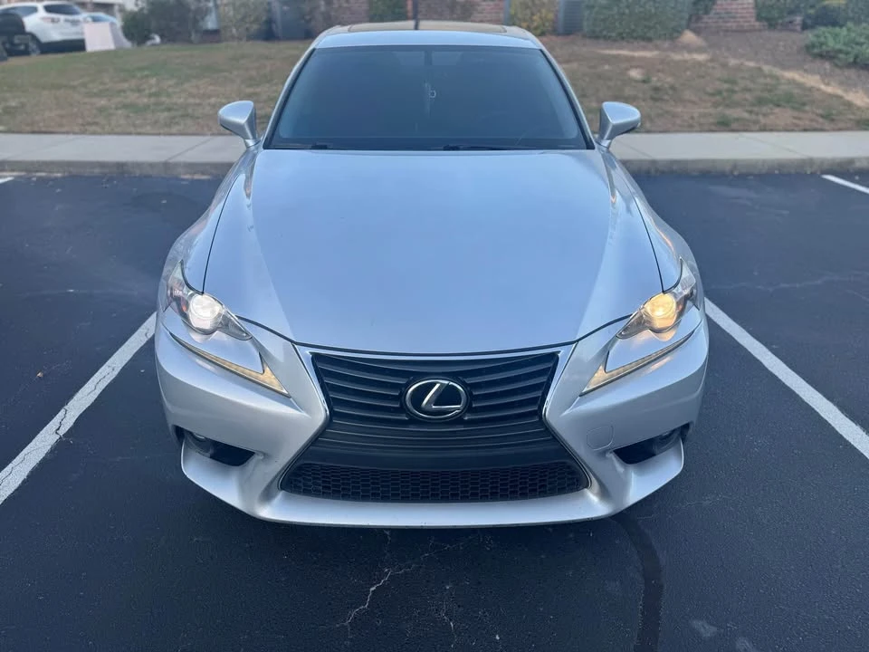 2015 Lexus IS 3rd Gen - Image 6 of 12