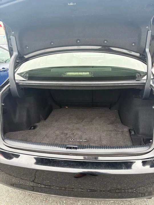 2015 Lexus IS 3rd Gen - Image 4 of 11