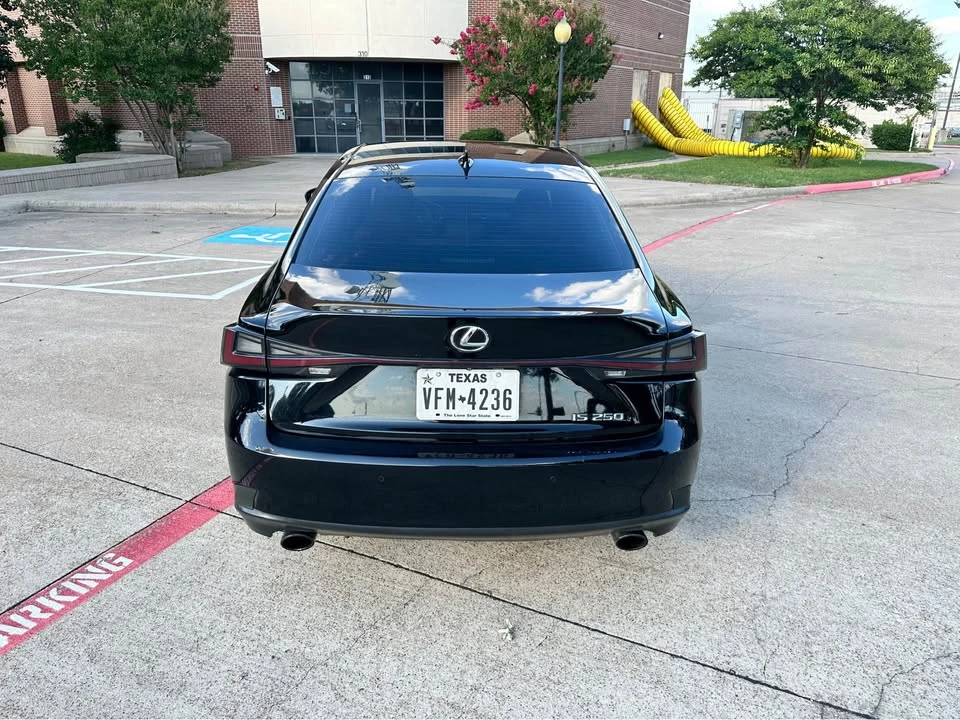 2015 Lexus IS 3rd Gen - Image 5 of 6