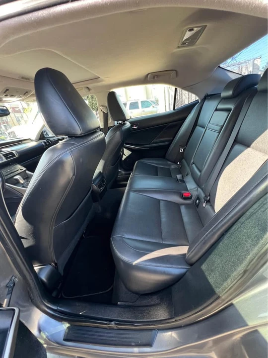 2015 Lexus IS 3rd Gen - Image 4 of 12