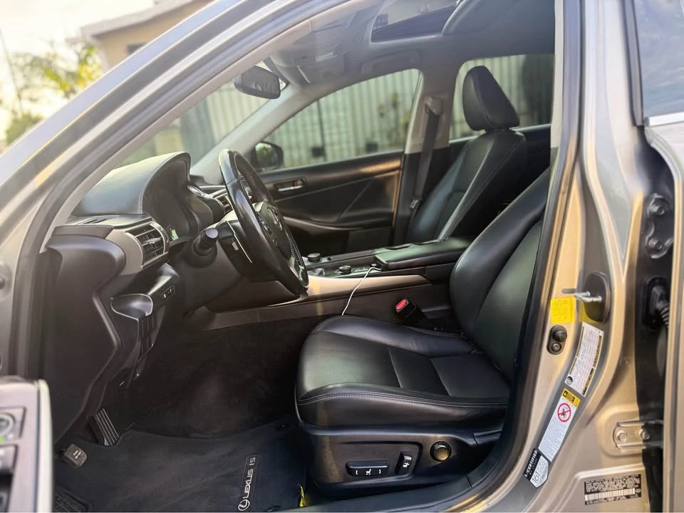 2015 Lexus IS 3rd Gen - Image 11 of 13