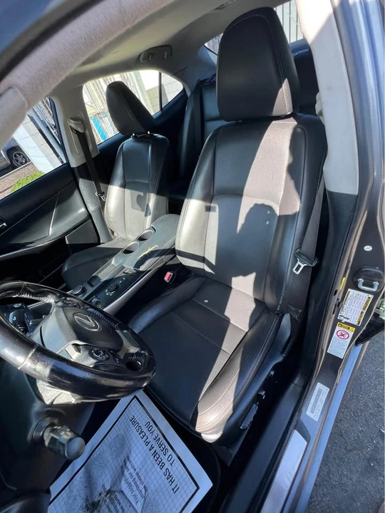 2015 Lexus IS 3rd Gen - Image 11 of 12