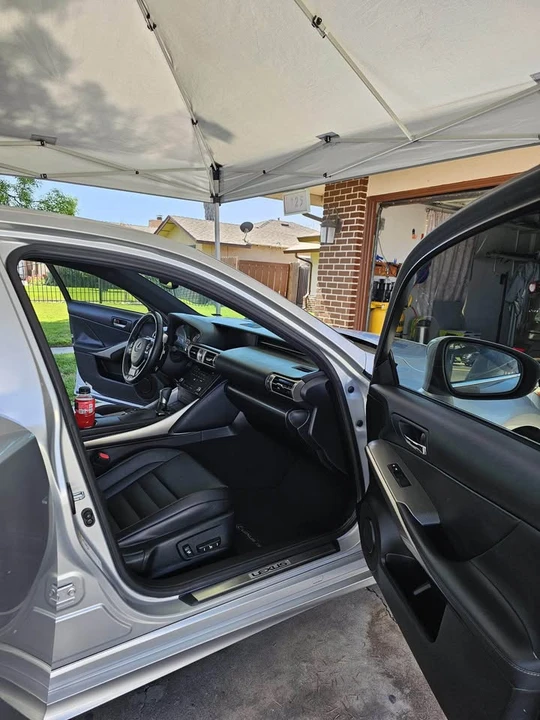 2015 Lexus IS 3rd Gen - Image 17 of 20
