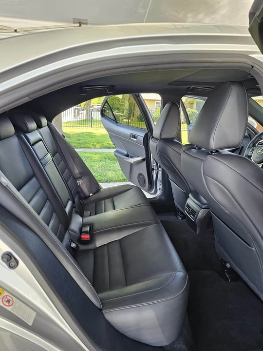 2015 Lexus IS 3rd Gen - Image 11 of 20