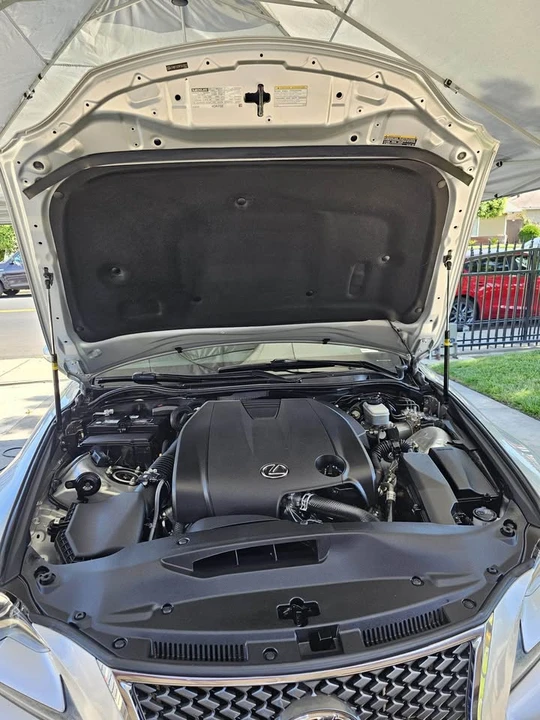 2015 Lexus IS 3rd Gen - Image 9 of 20