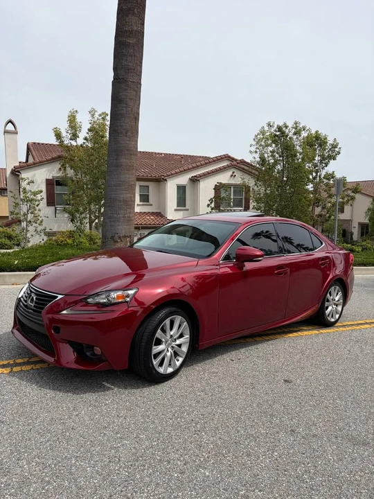 2015 Lexus IS 3rd Gen - Image 3 of 10