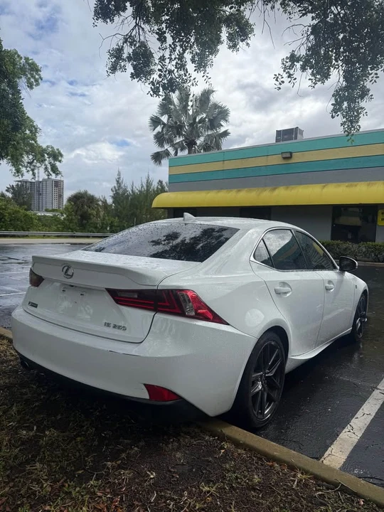 2015 Lexus IS 3rd Gen - Image 5 of 7
