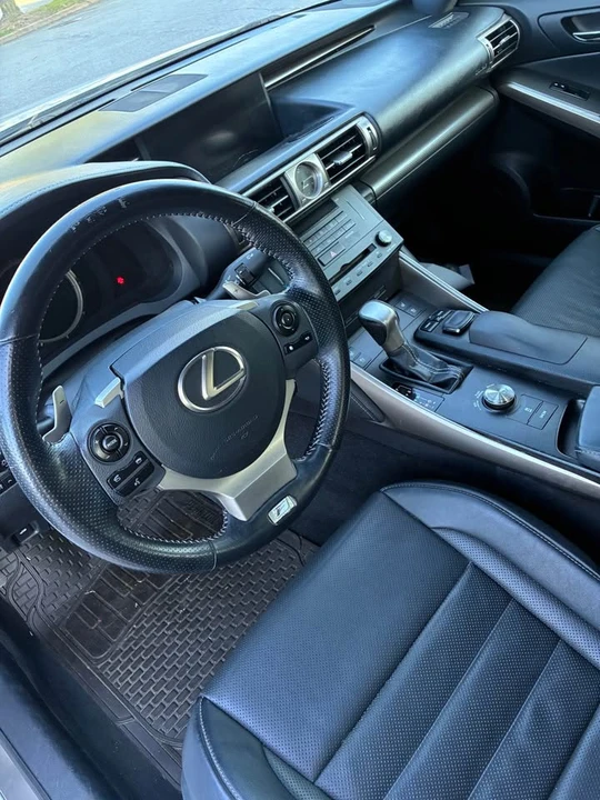 2015 Lexus IS 3rd Gen - Image 9 of 13
