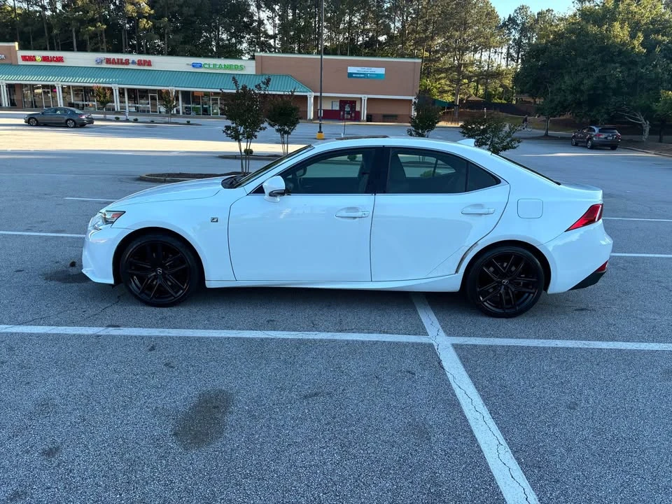 2015 Lexus IS 3rd Gen - Image 7 of 13