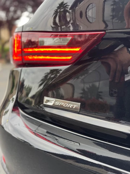 2015 Lexus IS 3rd Gen - Image 8 of 20