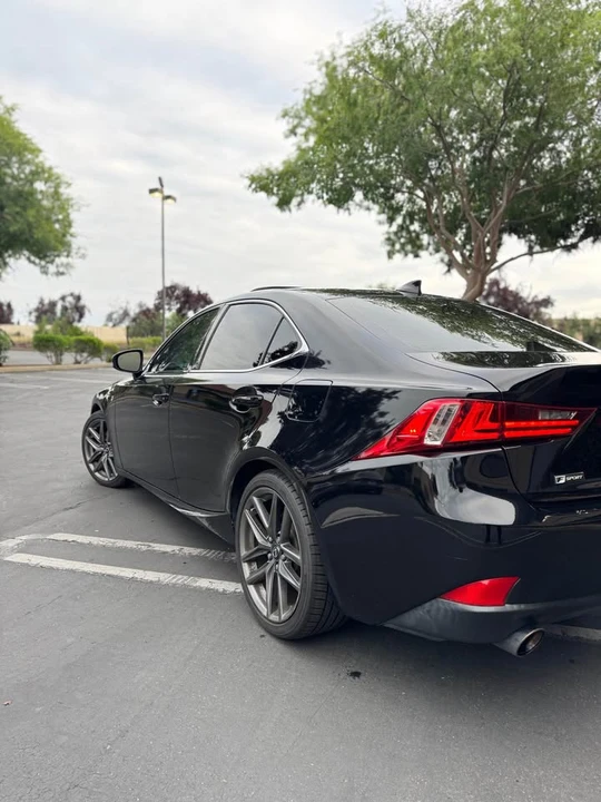 2015 Lexus IS 3rd Gen - Image 5 of 20
