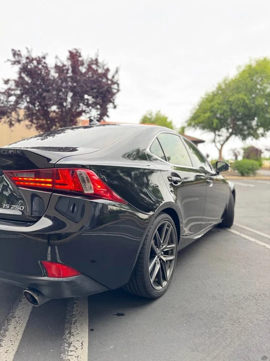 2015 Lexus IS 3rd Gen - Image 6 of 20