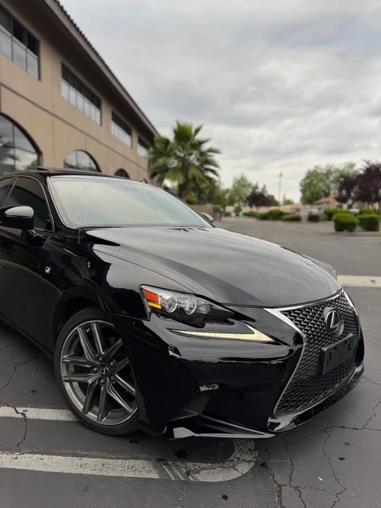 2015 Lexus IS 3rd Gen - Image 9 of 20