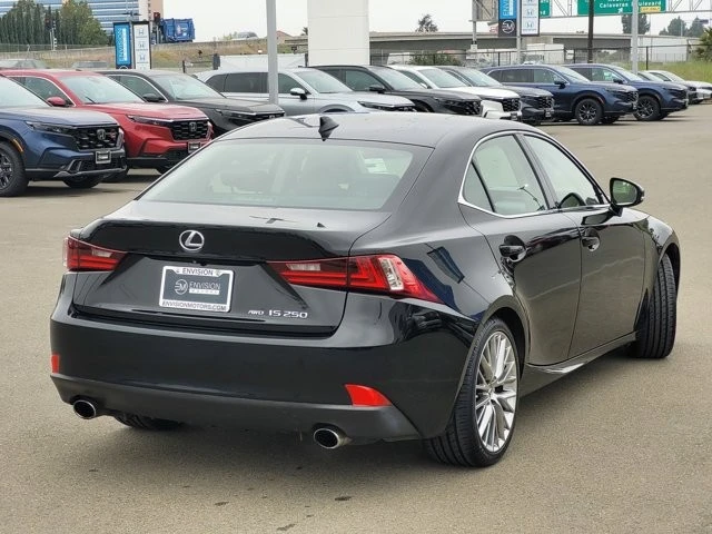 2015 Lexus IS 3rd Gen - Image 5 of 12