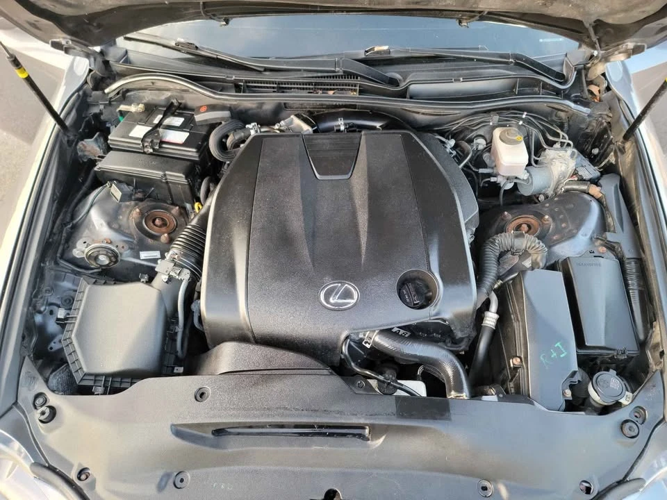 2015 Lexus IS 3rd Gen - Image 17 of 19