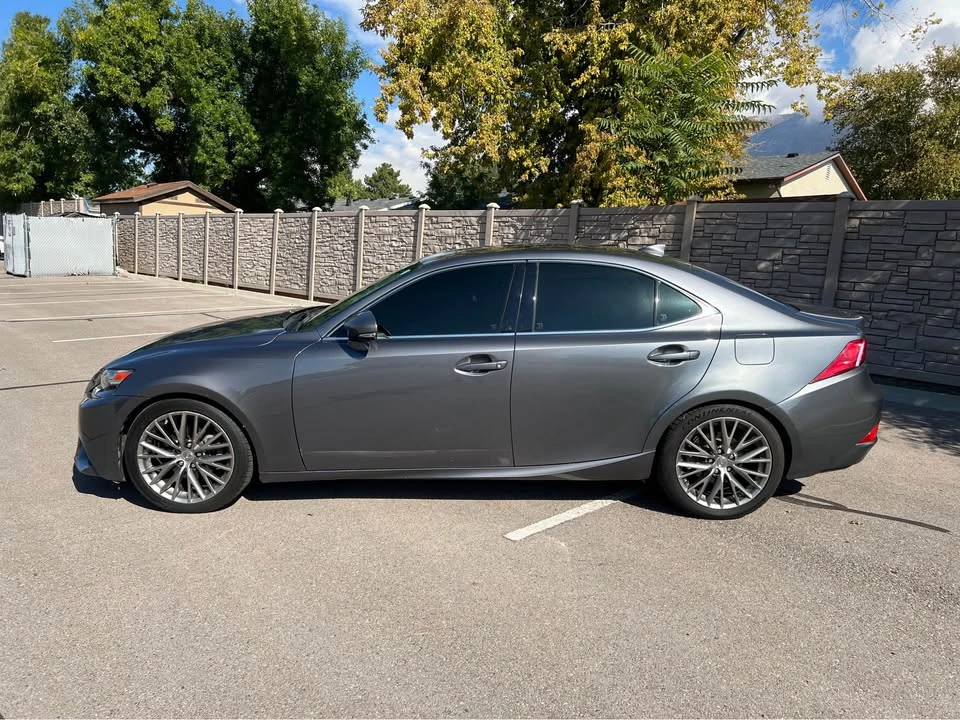 2015 Lexus IS 3rd Gen - Image 9 of 12