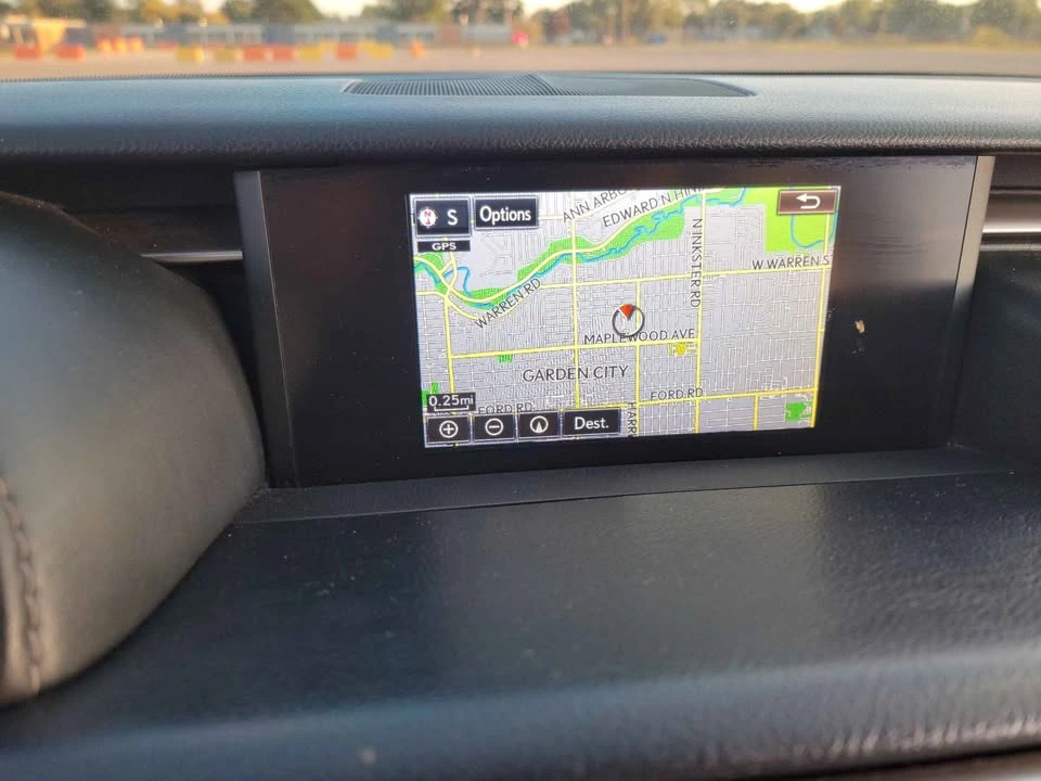 2015 Lexus IS 3rd Gen - Image 13 of 19