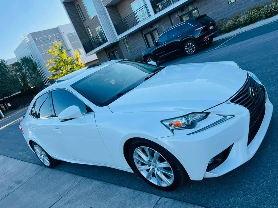 2015 Lexus IS 3rd Gen - Image 4 of 20