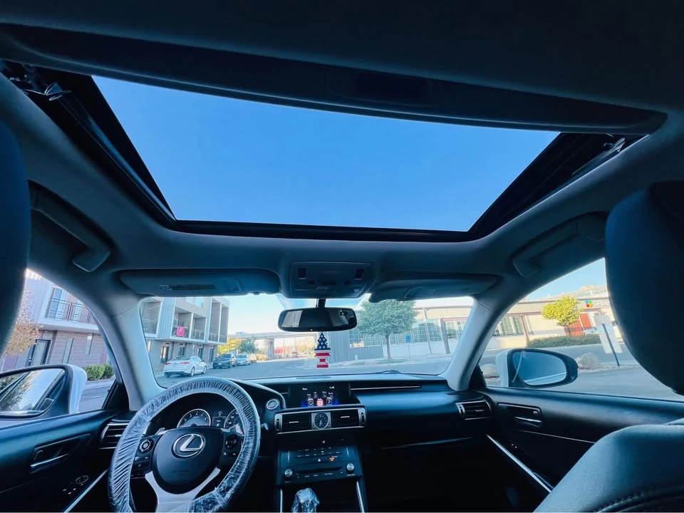 2015 Lexus IS 3rd Gen - Image 13 of 20