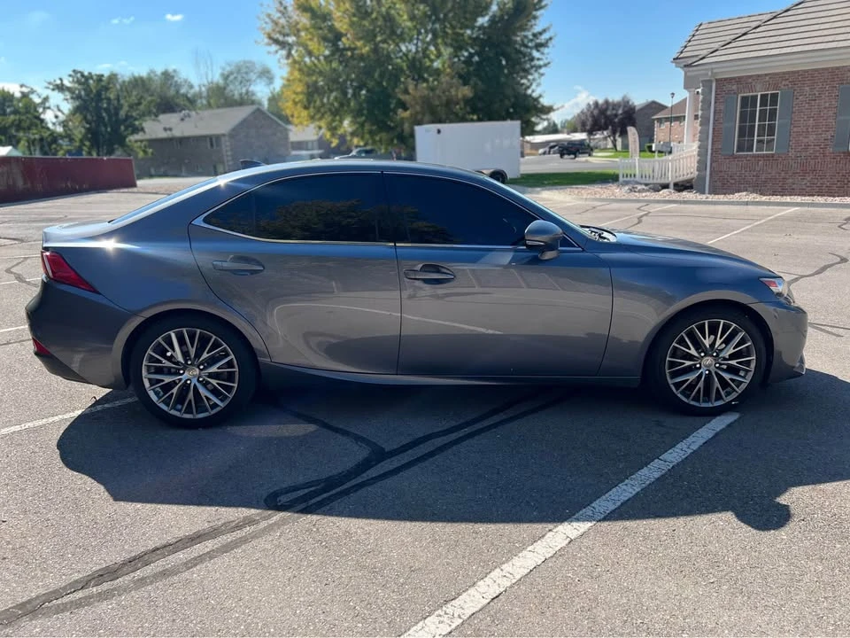 2015 Lexus IS 3rd Gen - Image 4 of 12