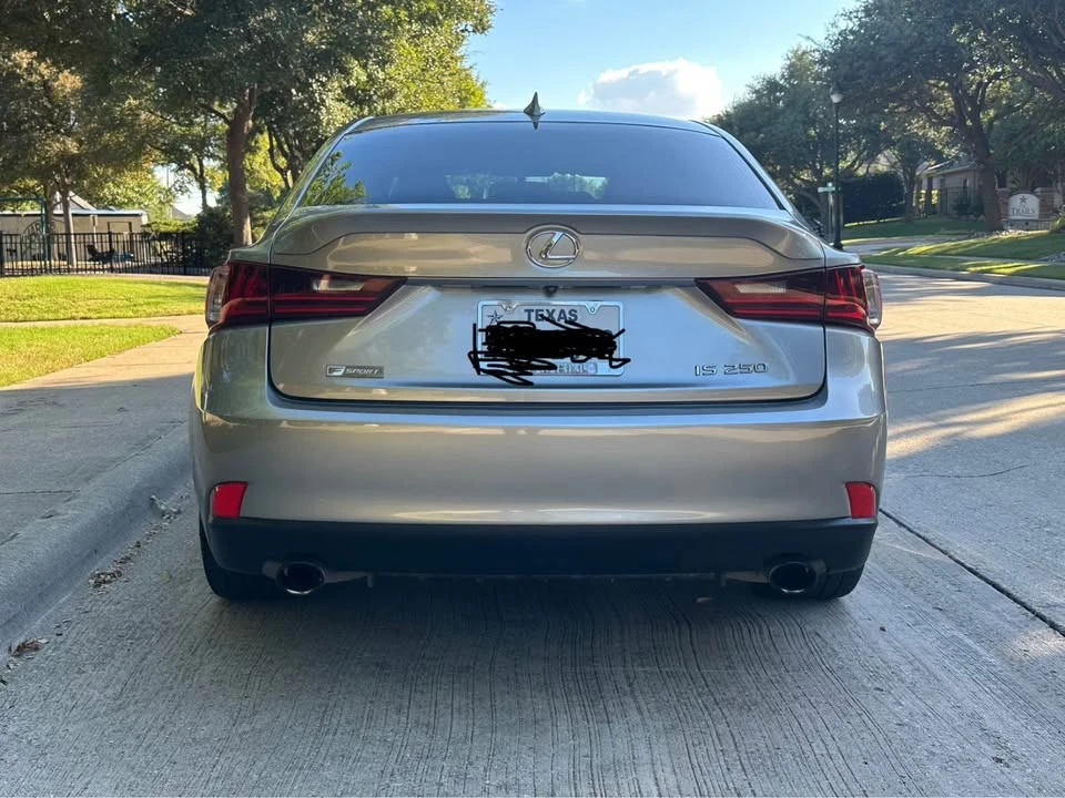 2015 Lexus IS 3rd Gen - Image 4 of 9