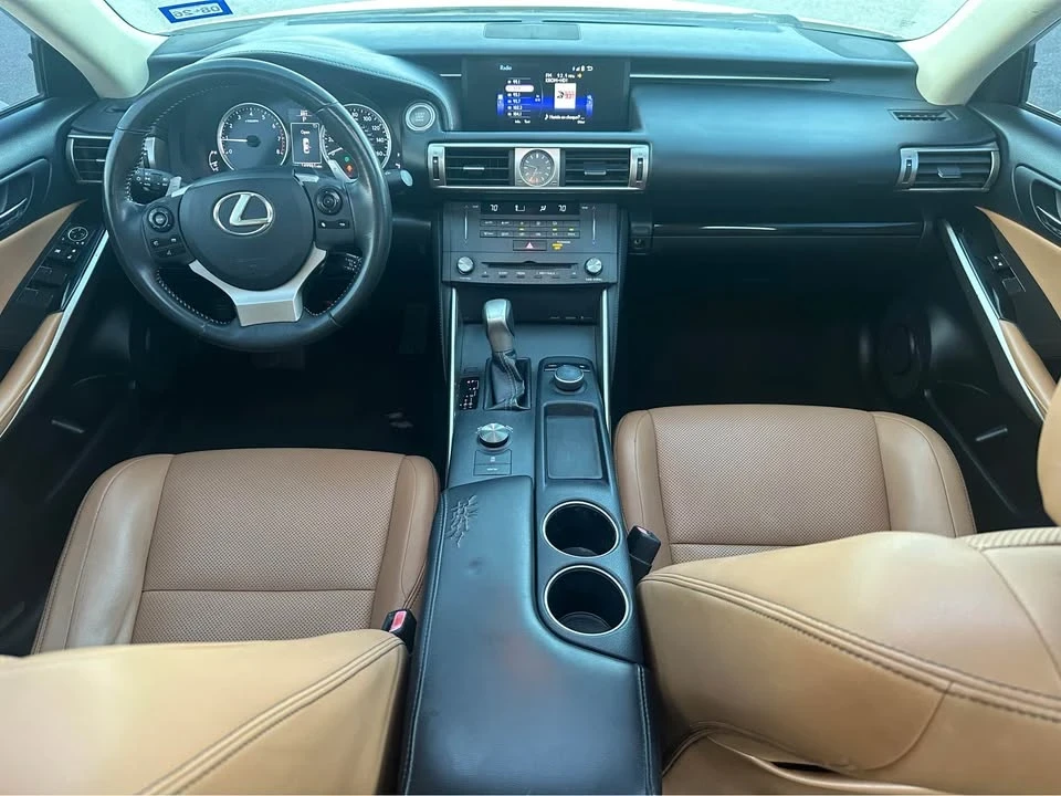 2015 Lexus IS 3rd Gen - Image 8 of 9