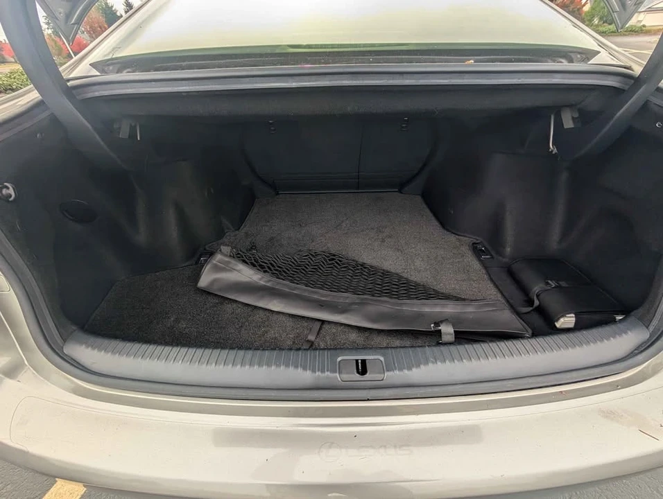 2015 Lexus IS 3rd Gen - Image 14 of 15