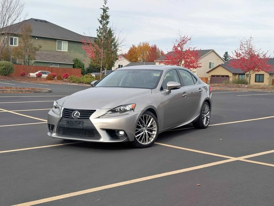 2015 Lexus IS 3rd Gen - Image 2 of 15