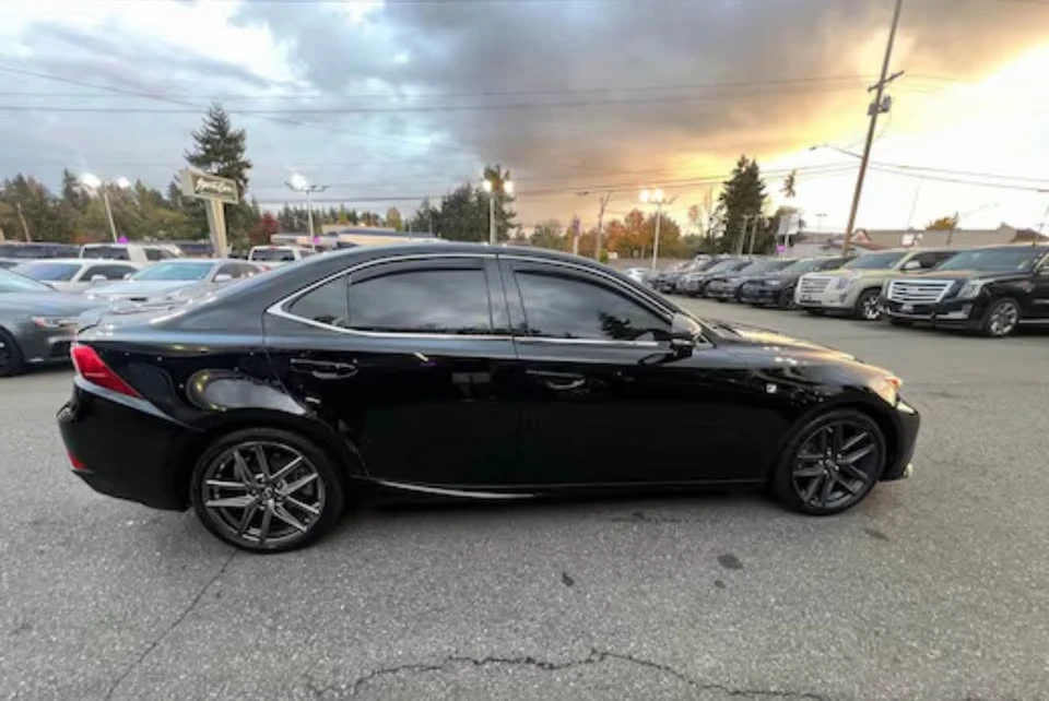 2015 Lexus IS 3rd Gen - Image 4 of 13
