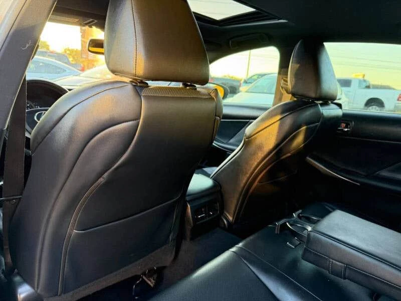 2015 Lexus IS 3rd Gen - Image 11 of 12