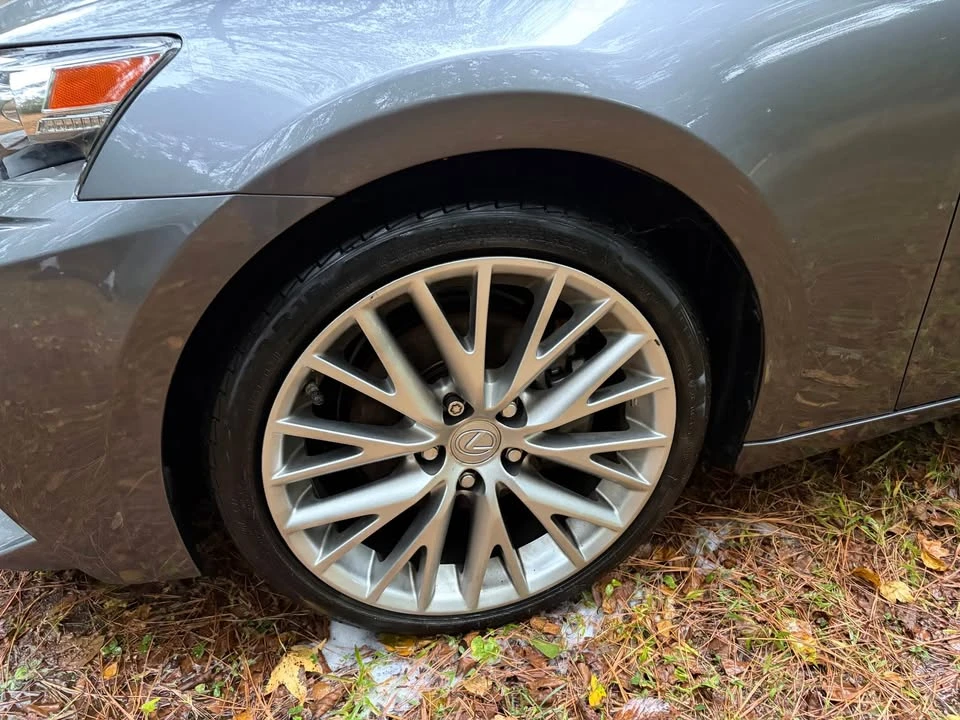2015 Lexus IS 3rd Gen - Image 4 of 18