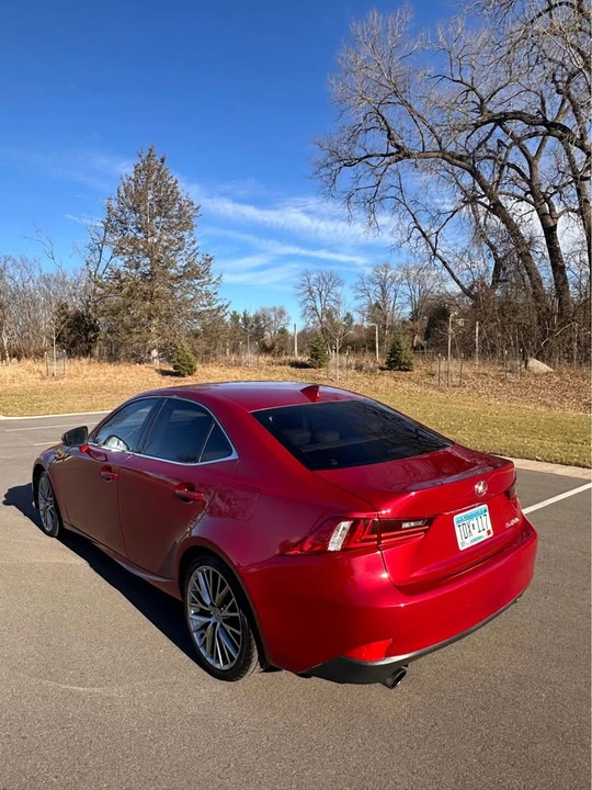2015 Lexus IS 3rd Gen - Image 4 of 19