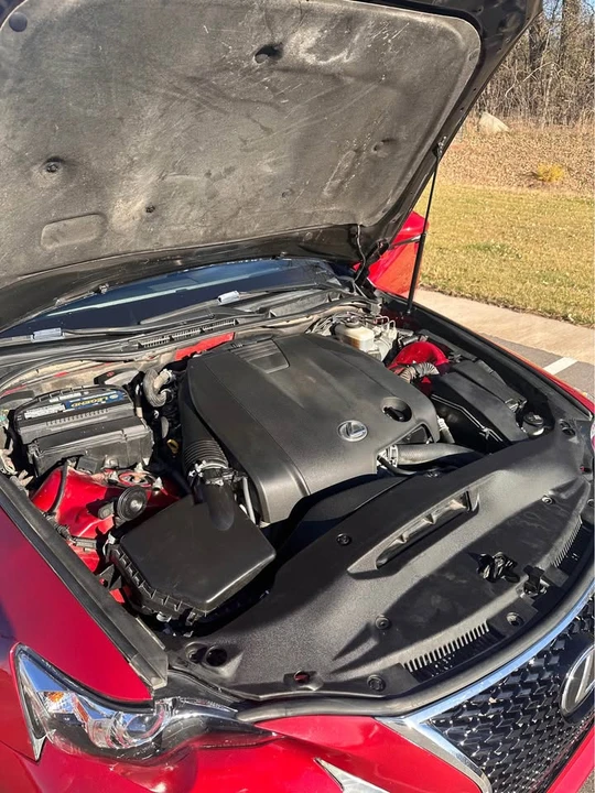 2015 Lexus IS 3rd Gen - Image 9 of 19