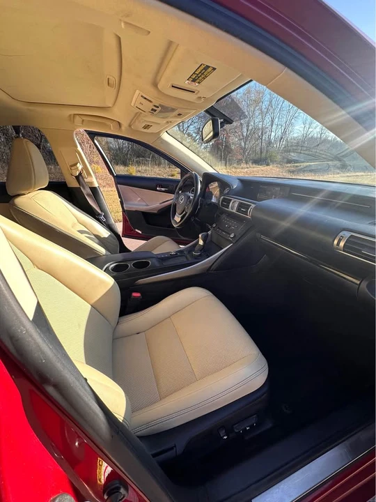 2015 Lexus IS 3rd Gen - Image 12 of 19
