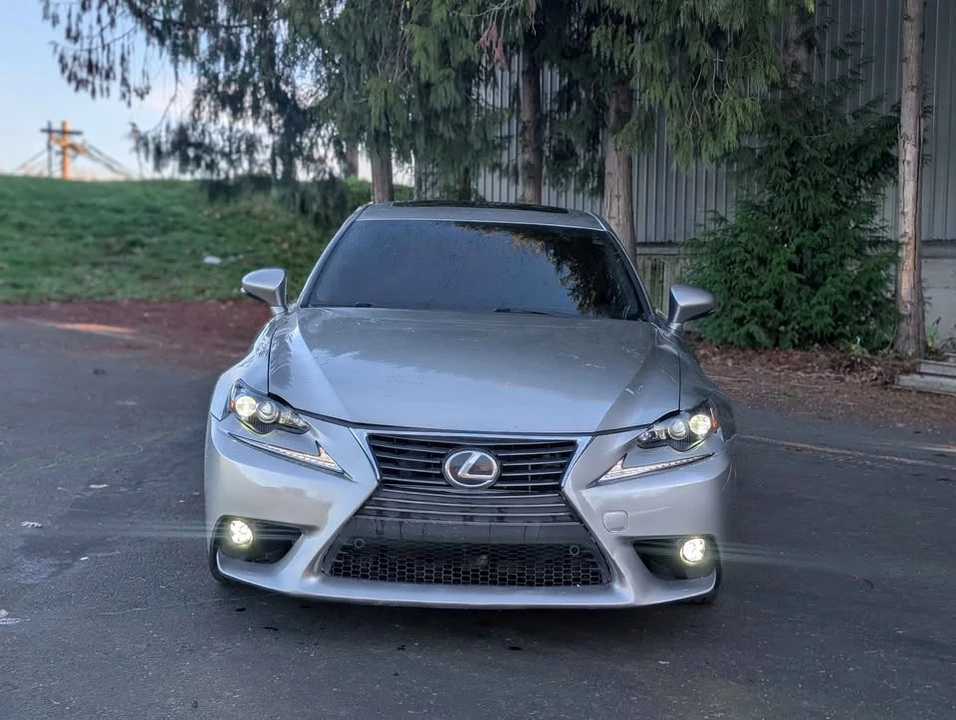 2015 Lexus IS 3rd Gen - Image 2 of 17