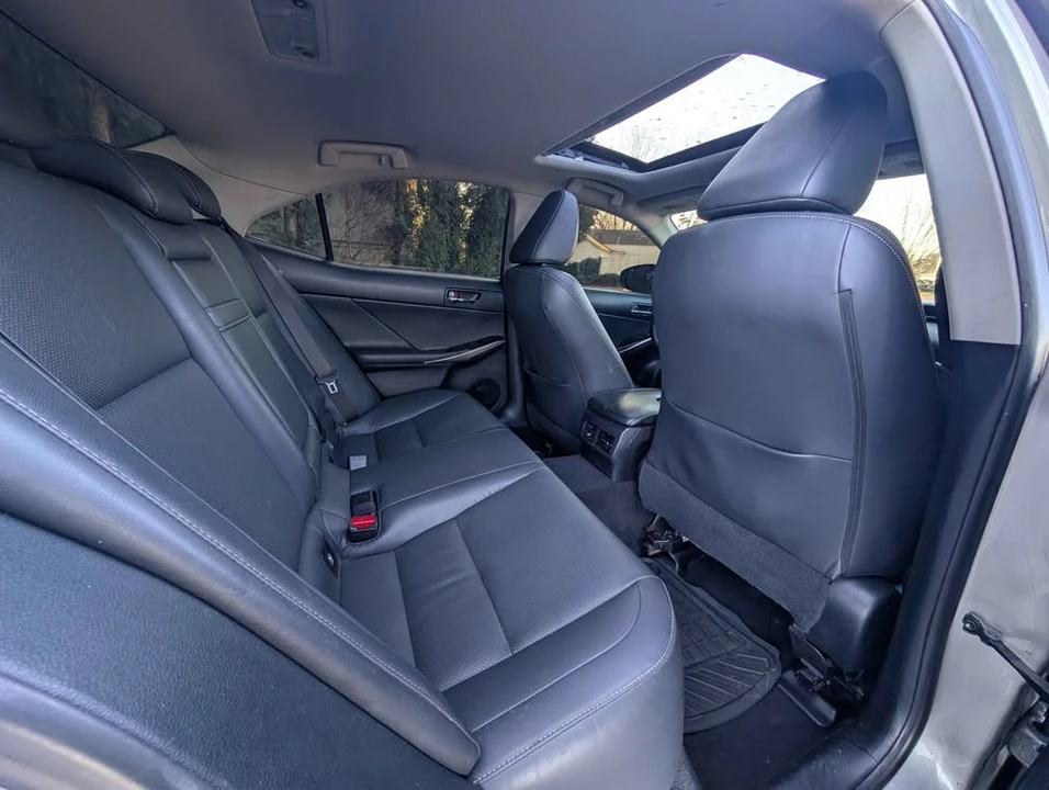 2015 Lexus IS 3rd Gen - Image 11 of 17