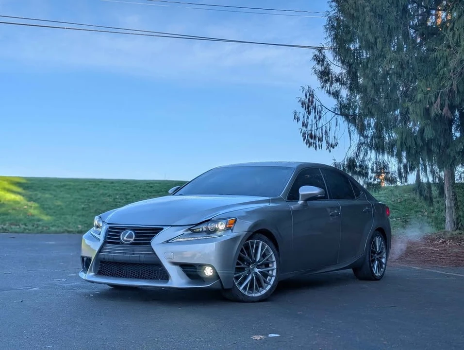 2015 Lexus IS 3rd Gen - Image 17 of 17