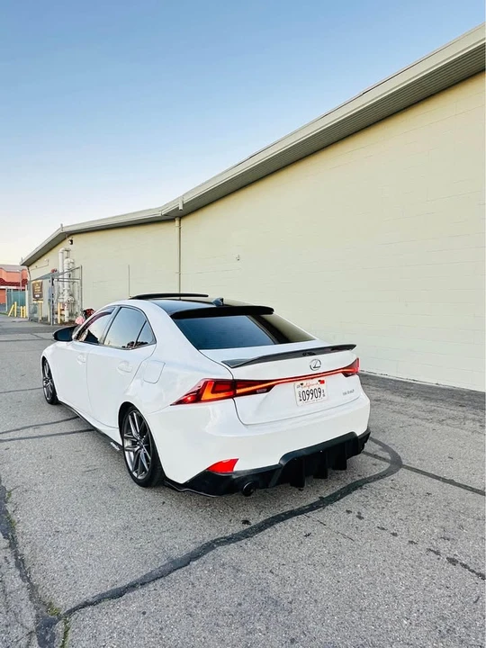 2015 Lexus IS 3rd Gen - Image 3 of 17
